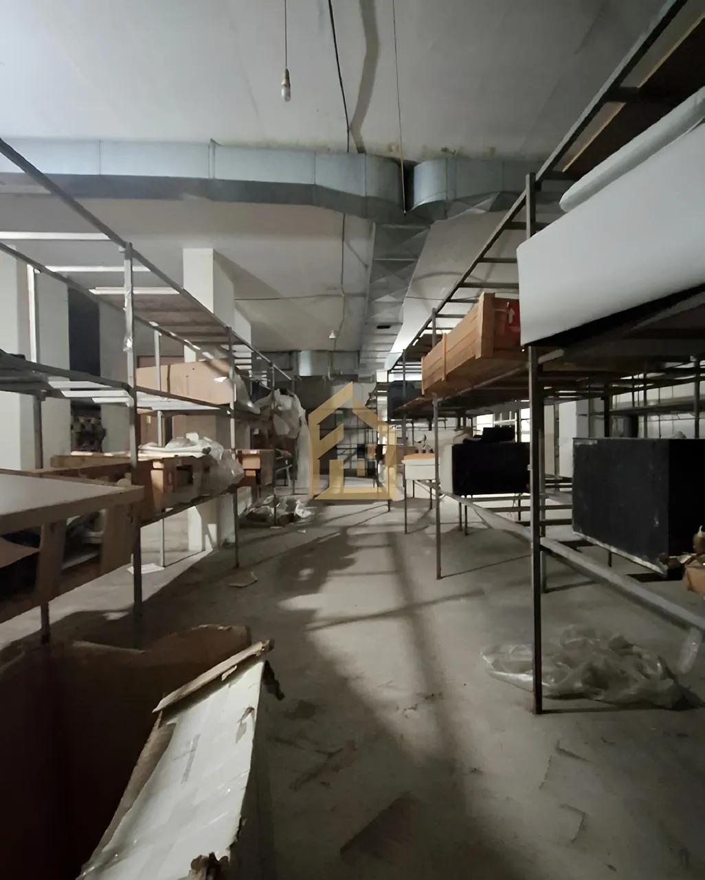 Warehouse for rent in Dekwaneh, Lebanon