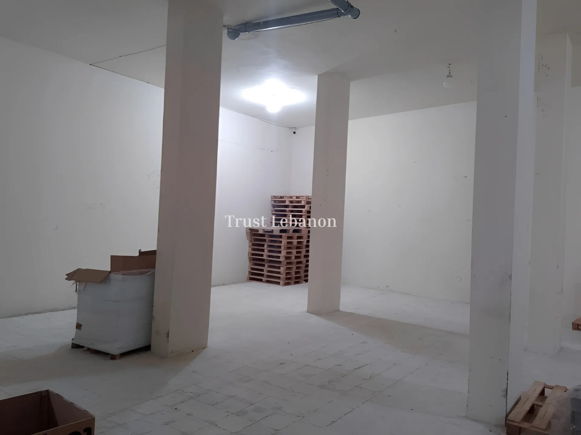 Warehouse for rent in Antelias, Lebanon