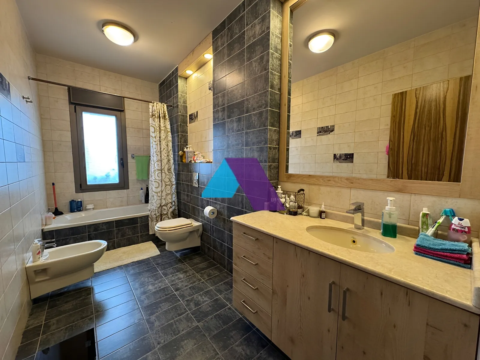 Villa for Sale in Breij