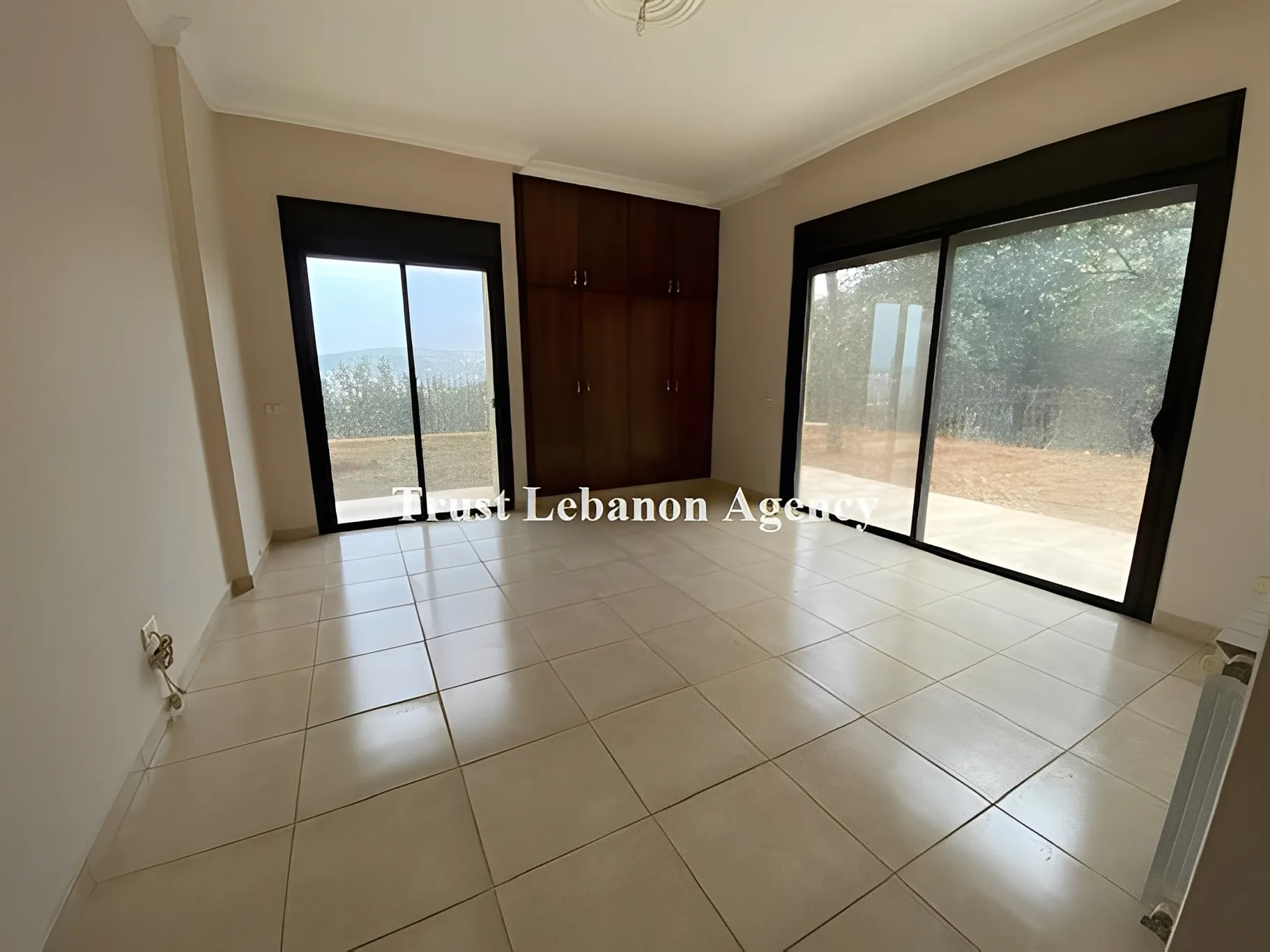 Apartment for Rent in Metn Dahr Al Sowan Lebanon - 2 bed, 5 bath