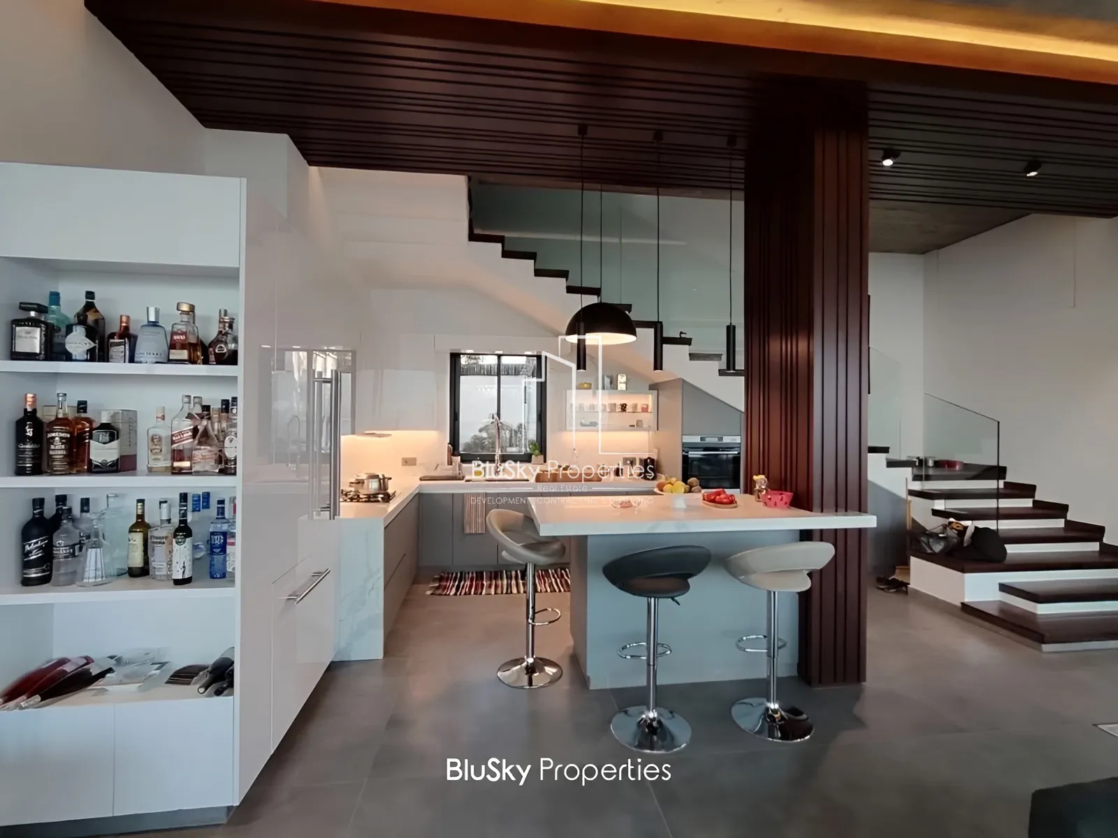 Villa for Sale in Dhour Choueir