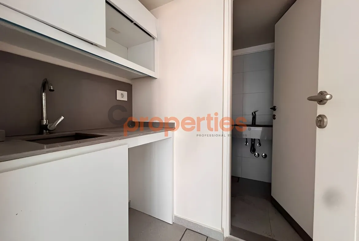 Office for Rent in Hamra