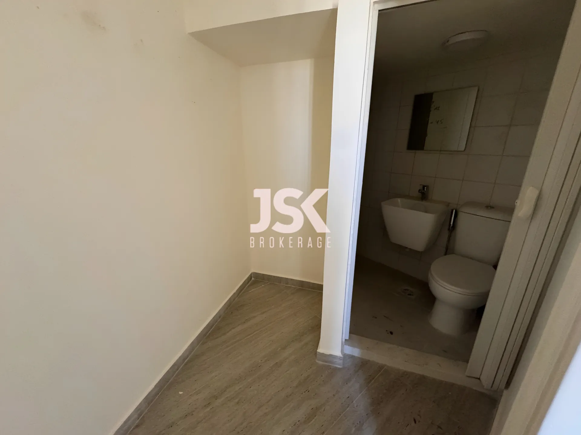 Apartment for Rent in Ras