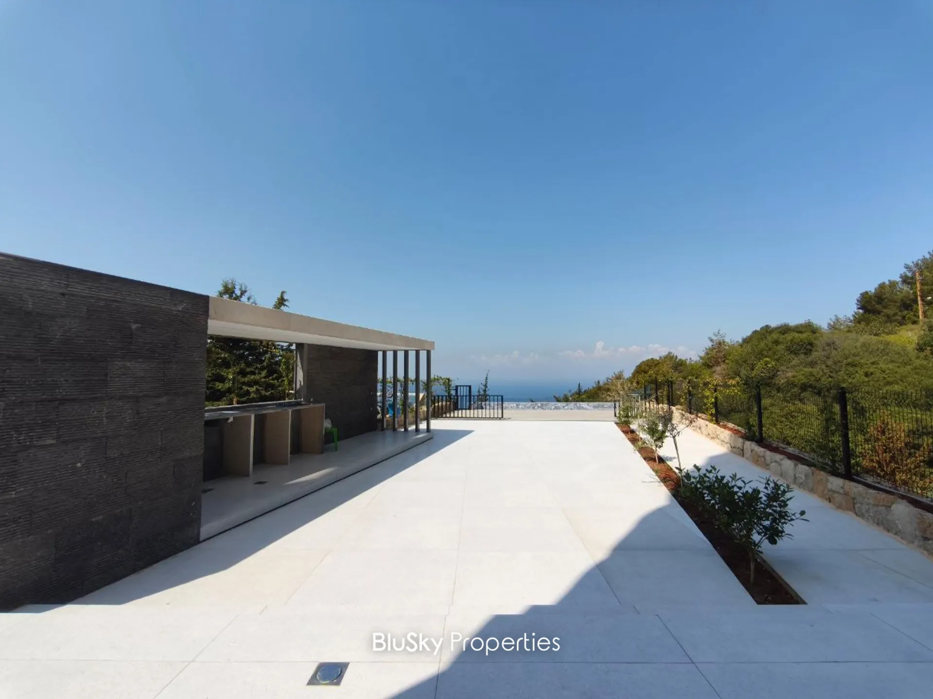 Apartment for sale in Adma w dafnah, lebanon