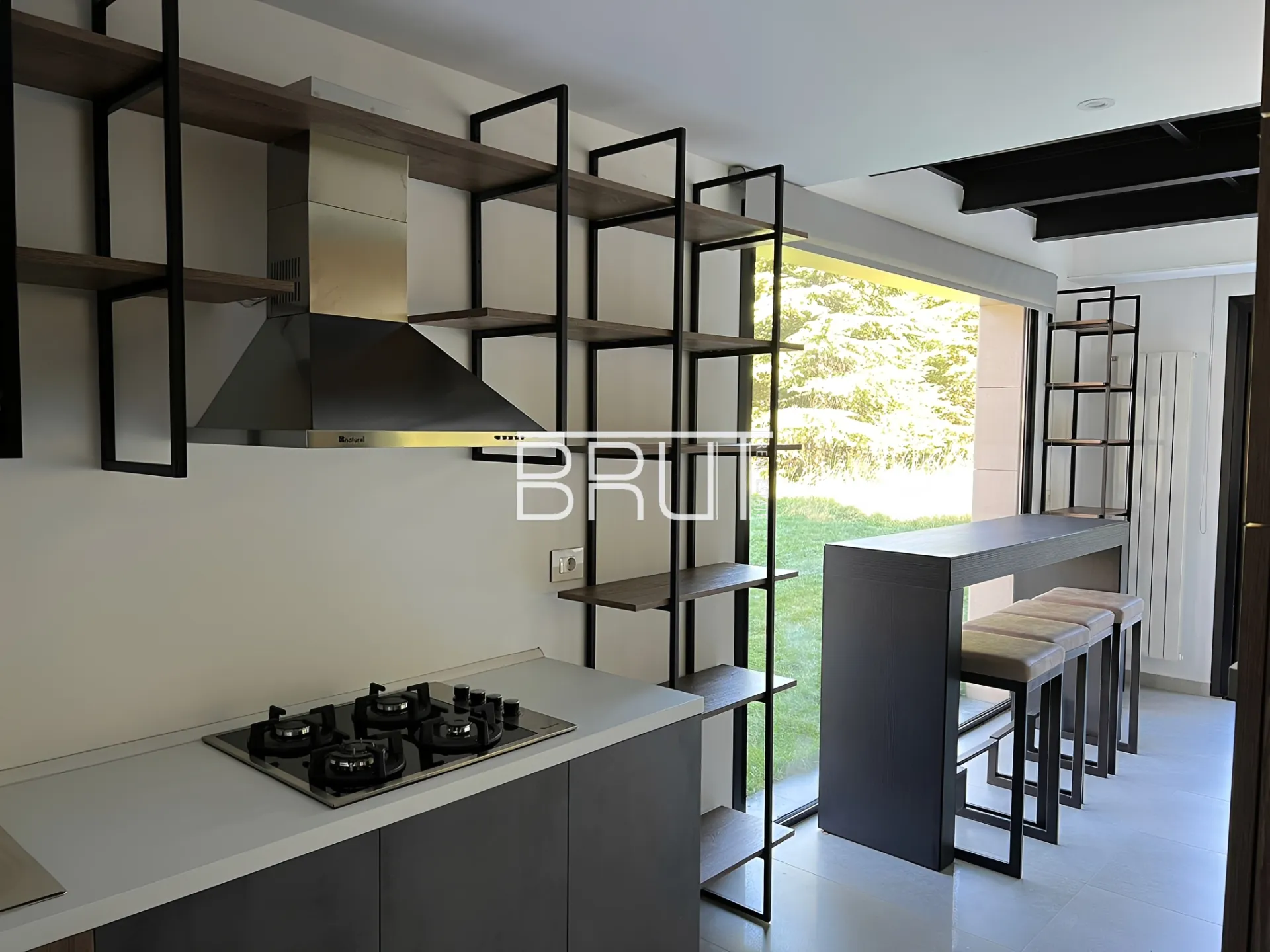 Chalet for Rent in Kfardebian