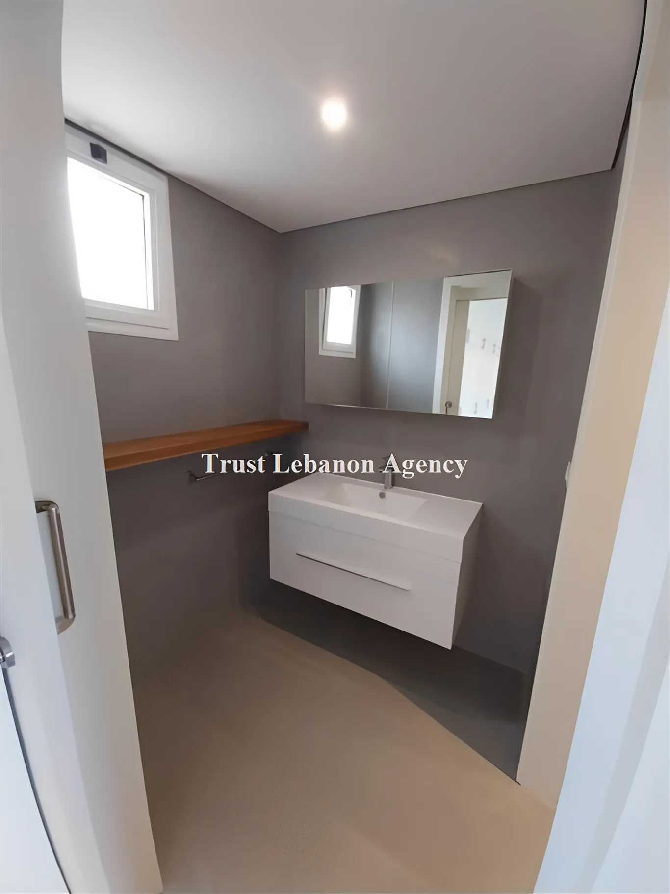 Apartment for Rent in Achrafieh, Sioufi