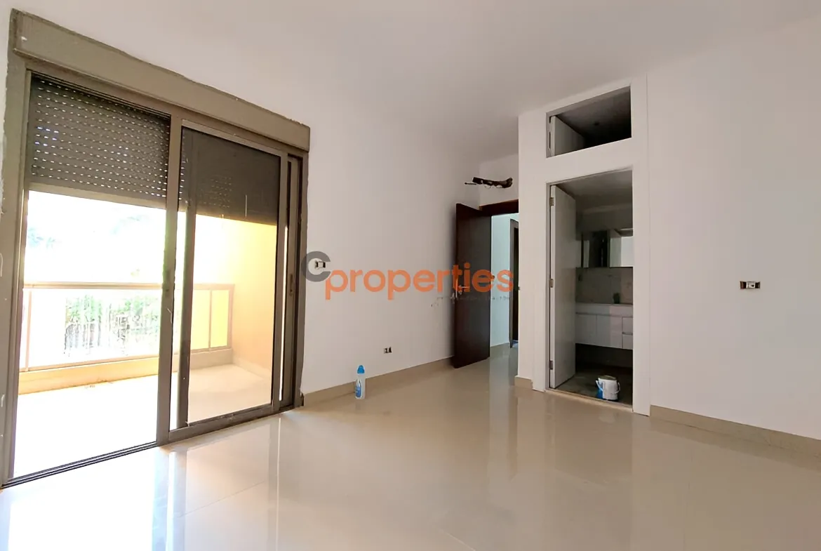 Apartment for Sale in Jouret El Ballout