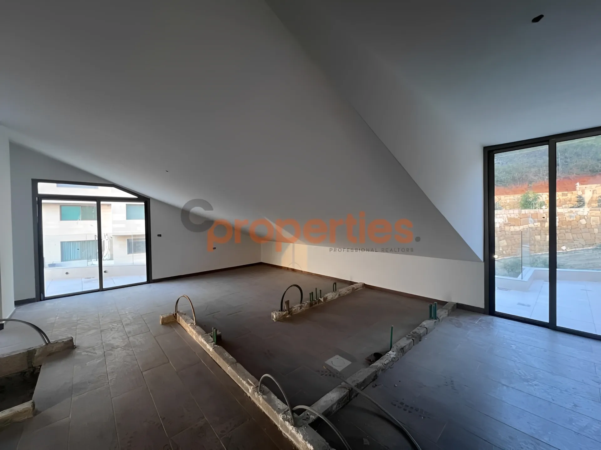 Duplex for Sale in Mar Roukoz