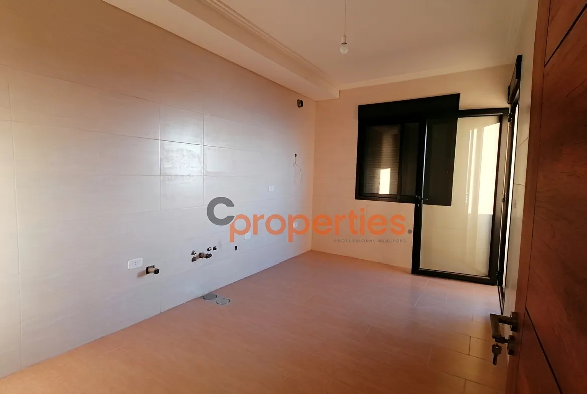 Apartment for Sale in Halat