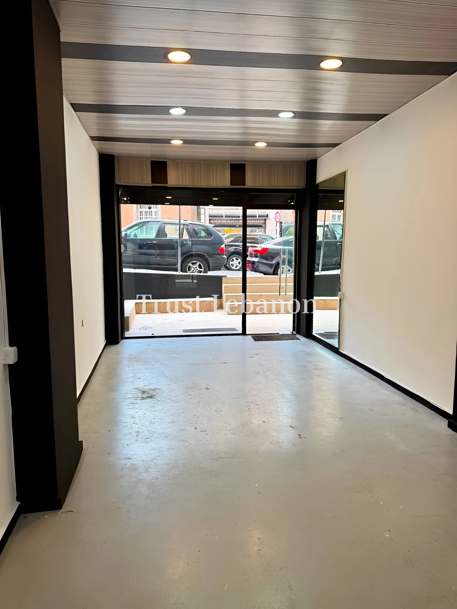 Shop for rent in Badaro, Beirut, Lebanon