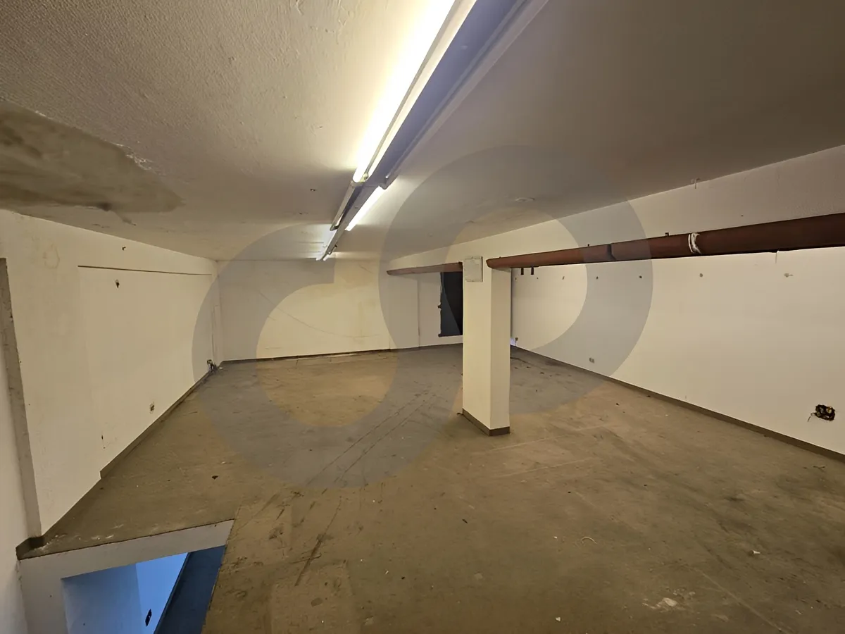 Shop for sale in Forn El Chebbak