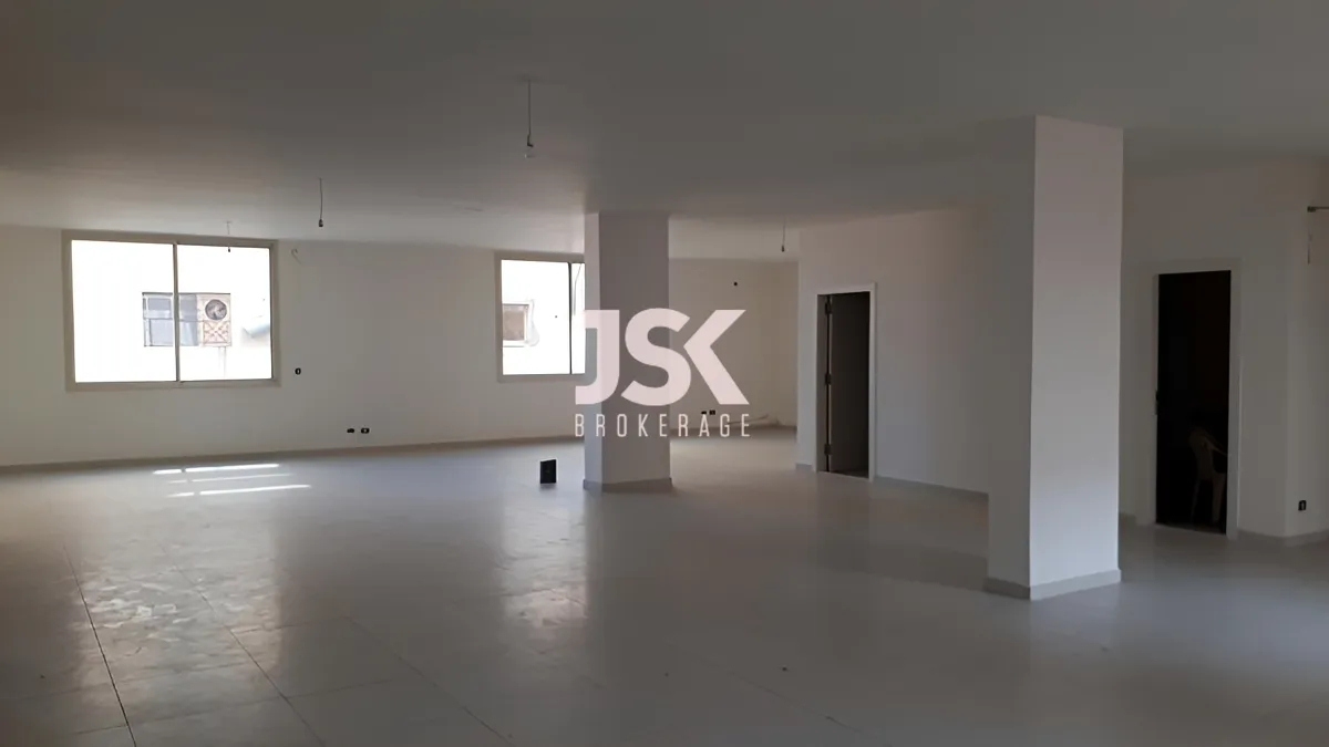 Showroom for rent in Antelias, Lebanon