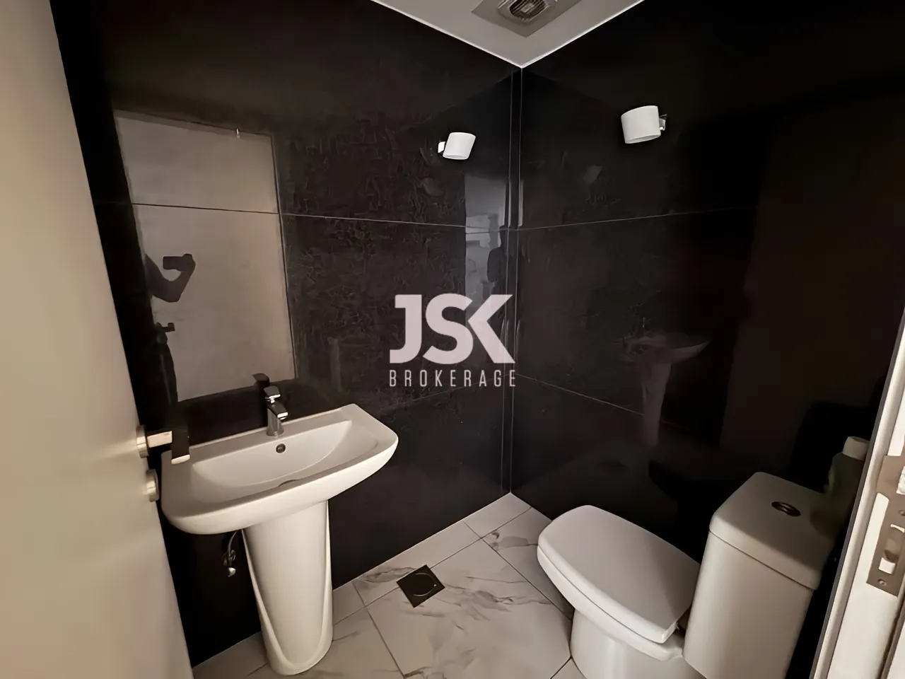 Apartment for Rent in Ras
