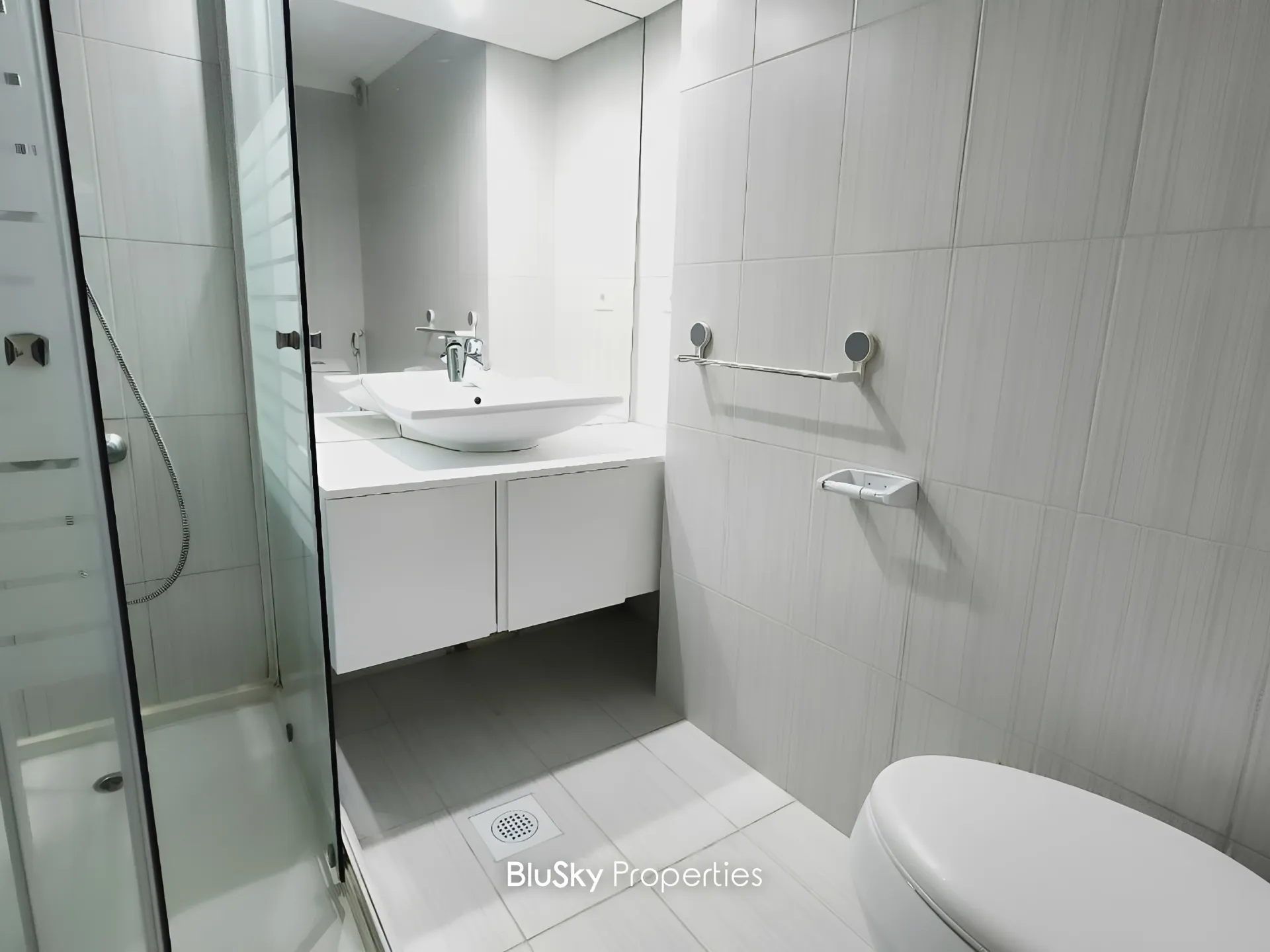 Apartment for rent in Ain saadeh, lebanon