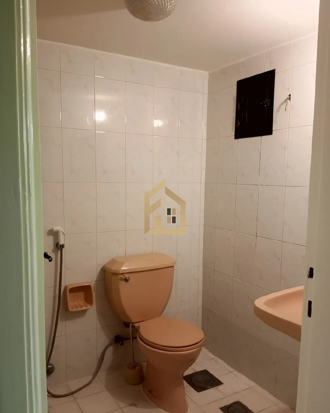 Apartment for sale in Ras El Nabaa, Bayrut, Lebanon