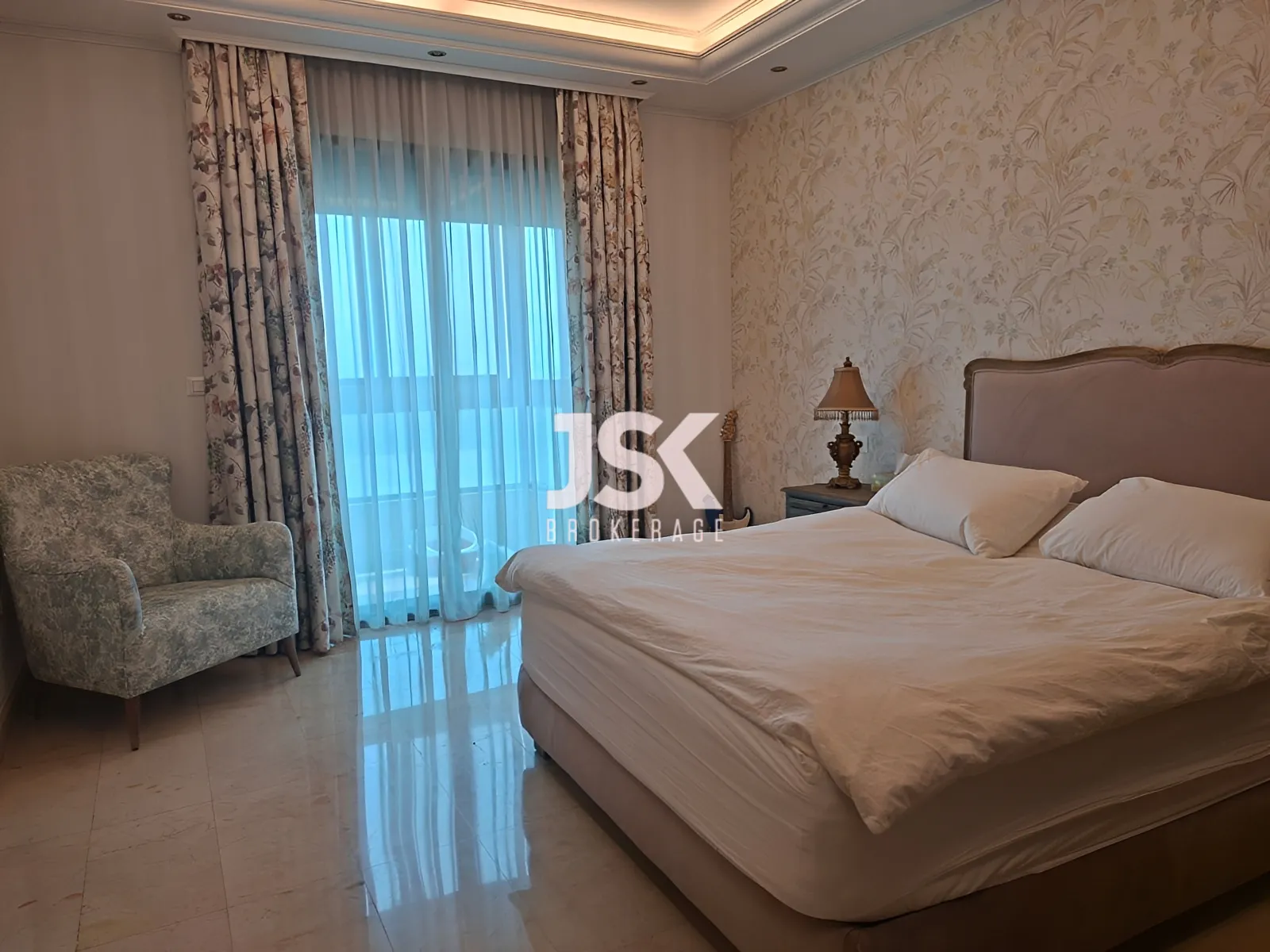 Apartment for Sale in Mar Elias, Beirut
