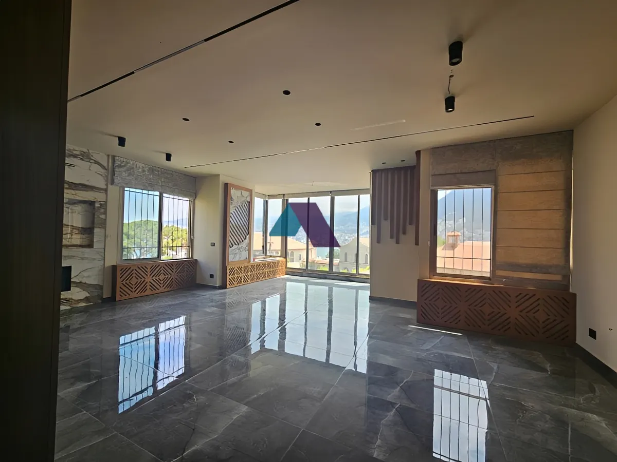 Apartment for Sale in Kaslik - 3 bed, 3 bath