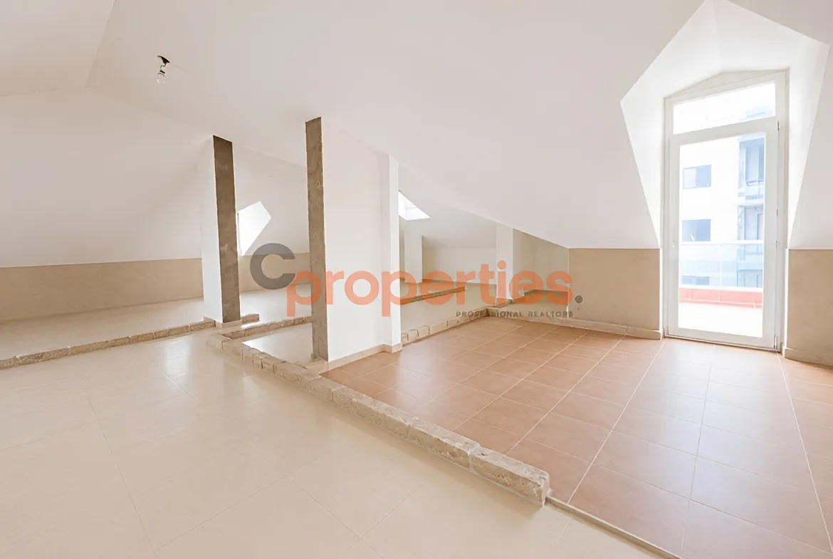 Apartment for Sale in Ballouneh