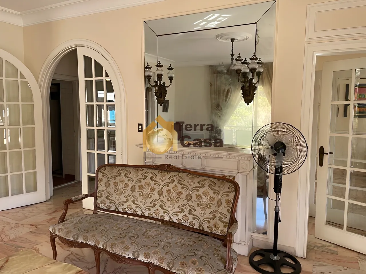 Apartment for rent in Achrafieh