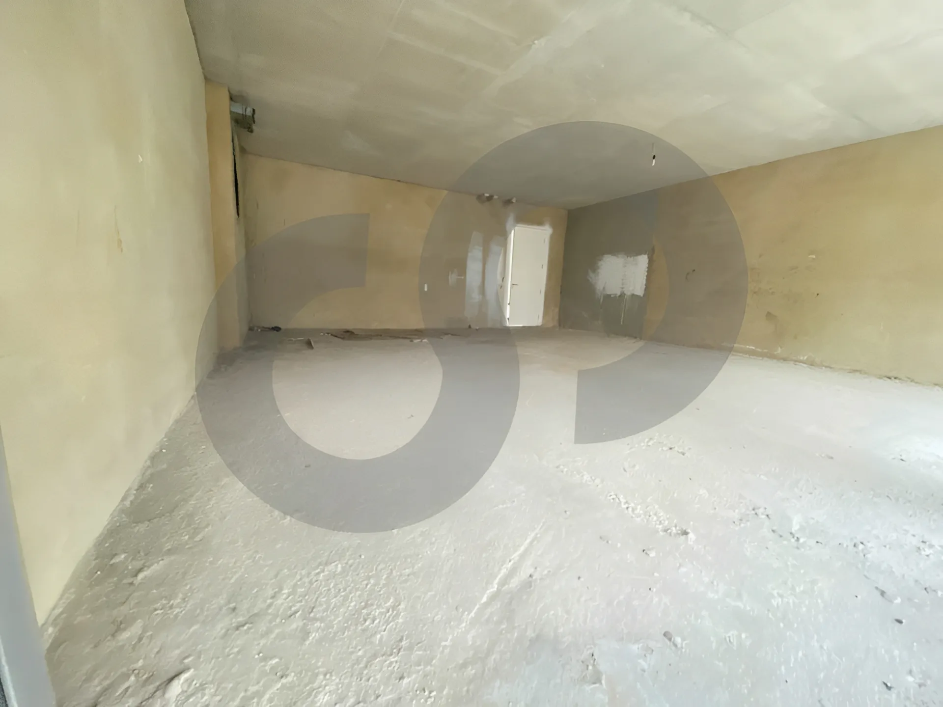 Office for rent in Achrafieh