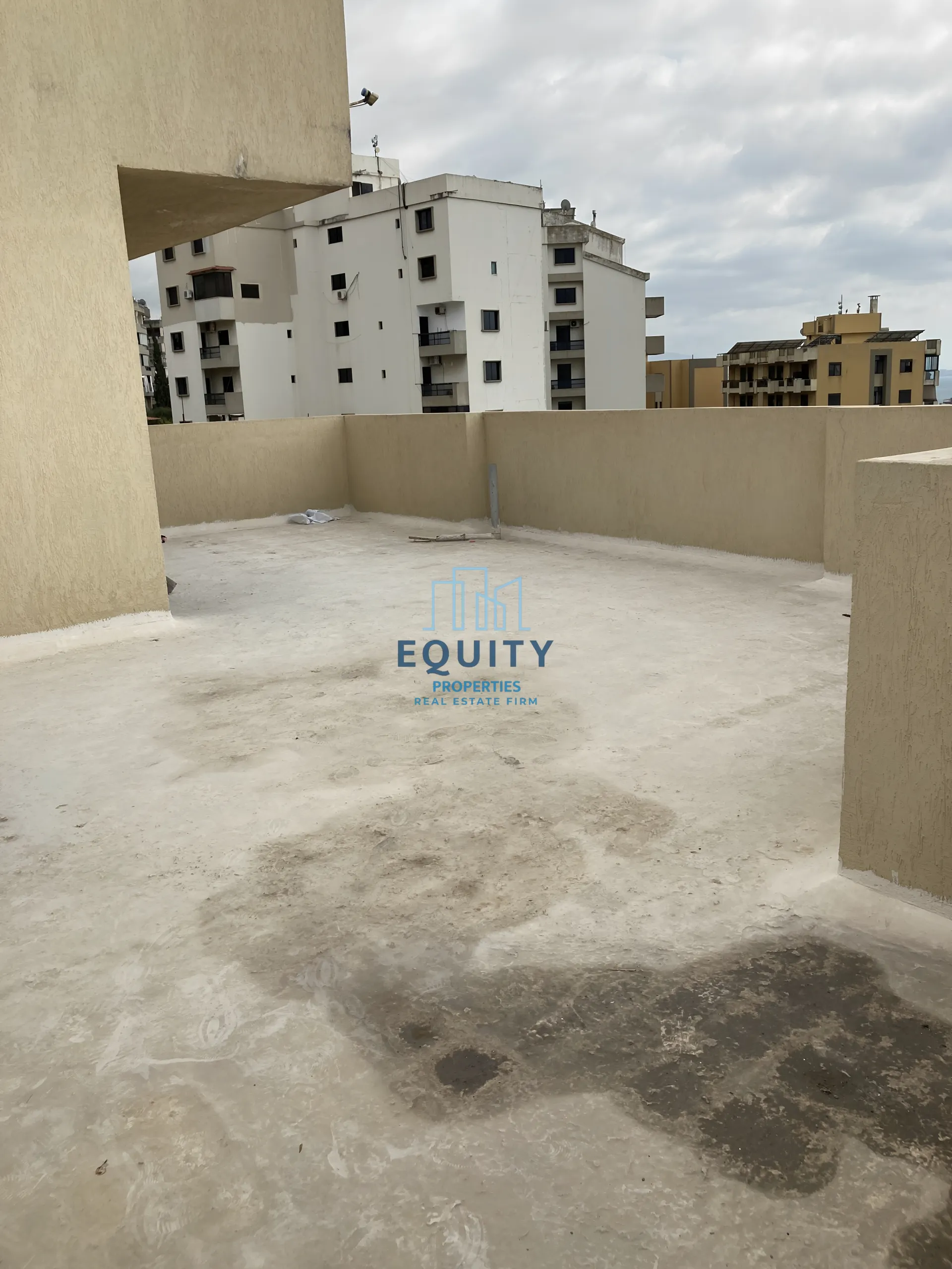 Apartment for Sale in Kfaryassine - 3 bed, 3 bath
