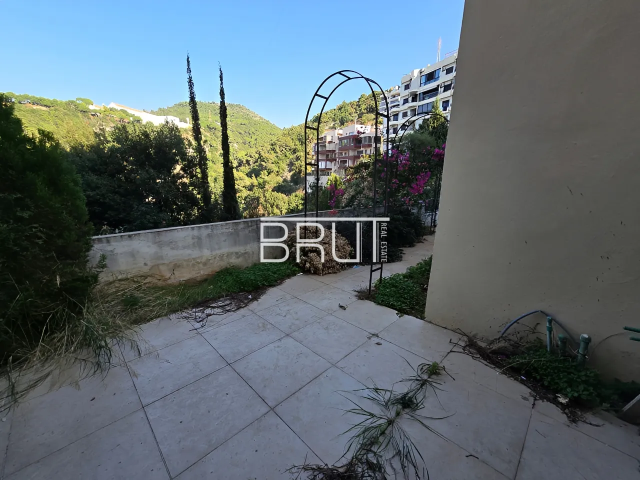 Apartment for Sale in Zouk Mikael