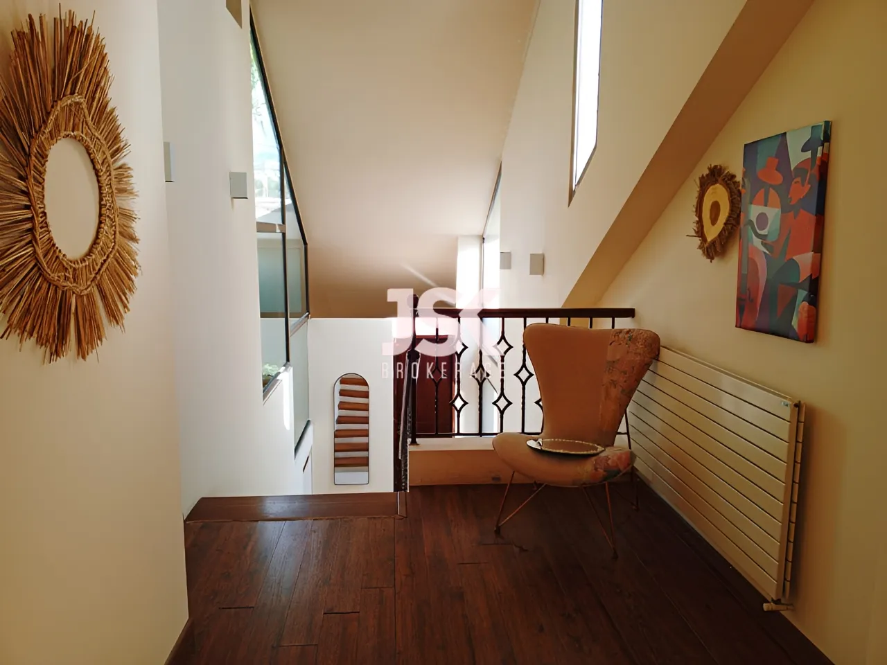 Villa for Sale in Aamchit