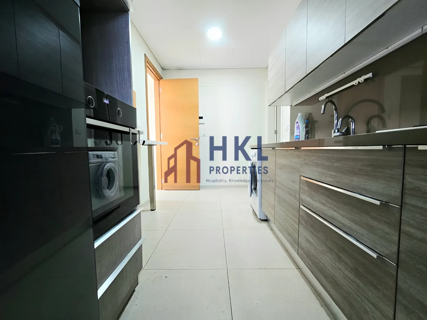 Apartment for rent in Ain Al Mraiseh