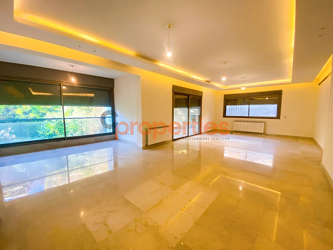 Apartment for Sale in Yarzeh - 3 bed, 4 bath