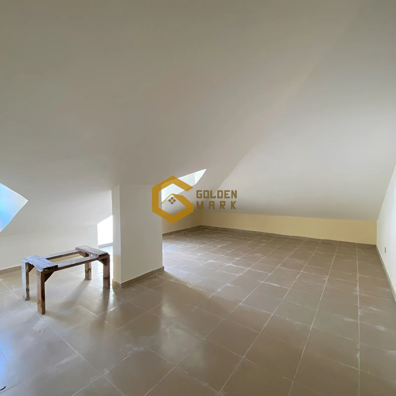 Duplex for Sale in Blat