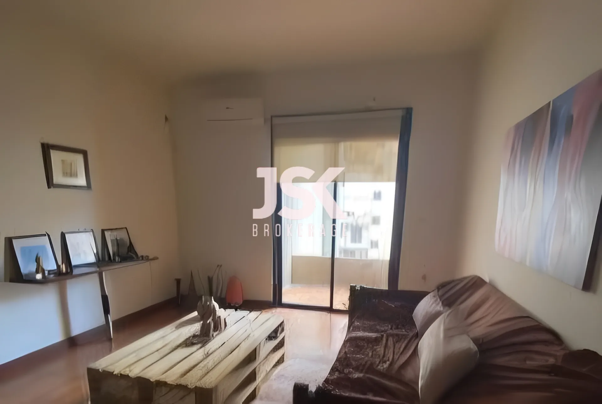 Office for Sale in Jdeideh