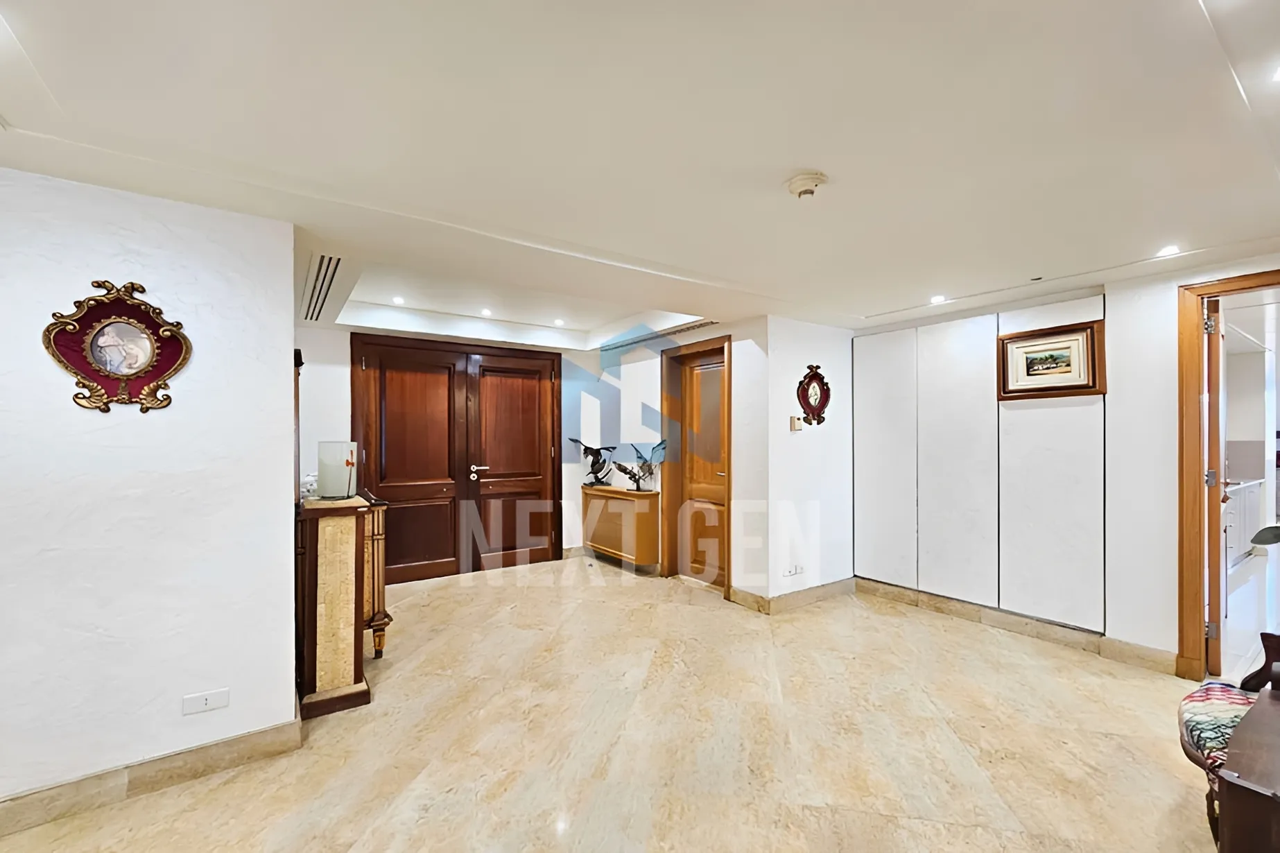 Apartment for sale in Ain Al Mraiseh, Beirut, Lebanon