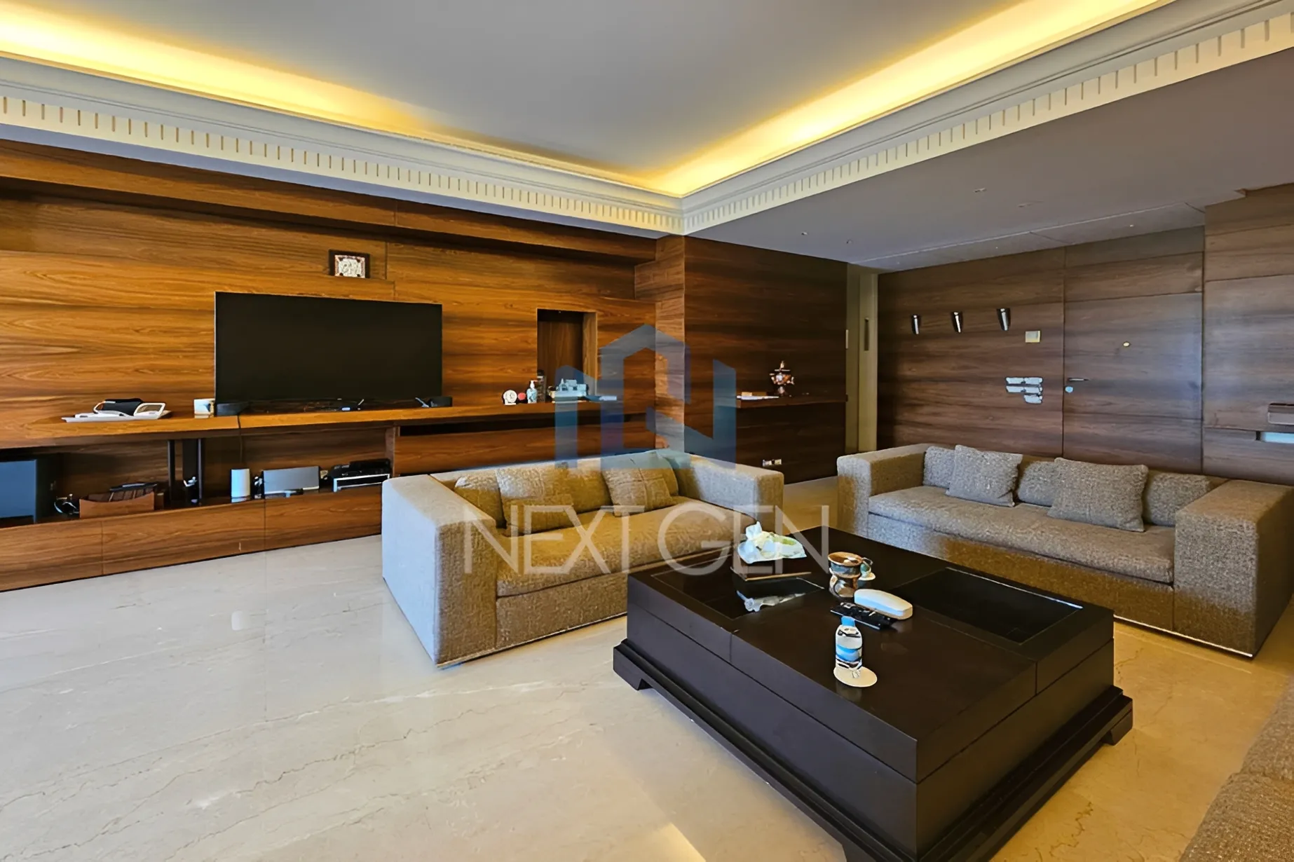 Apartment for sale in Achrafieh, Beirut, Lebanon - 3 bed, 5 bath