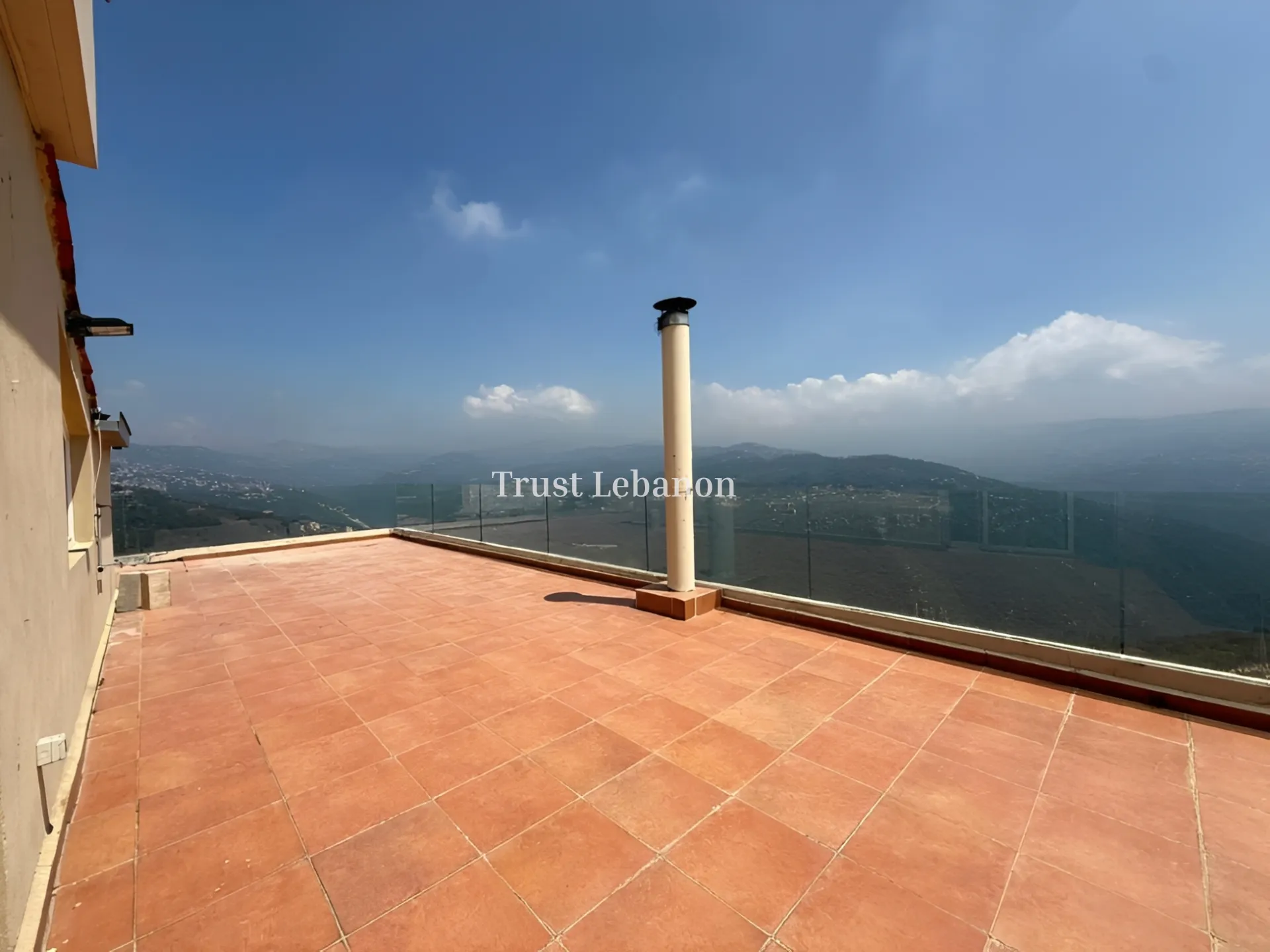 Apartment for rent in Beit Meri, Lebanon - 3 bed, 4 bath