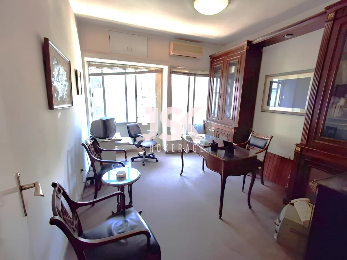 Office for rent in Mar Mikhael