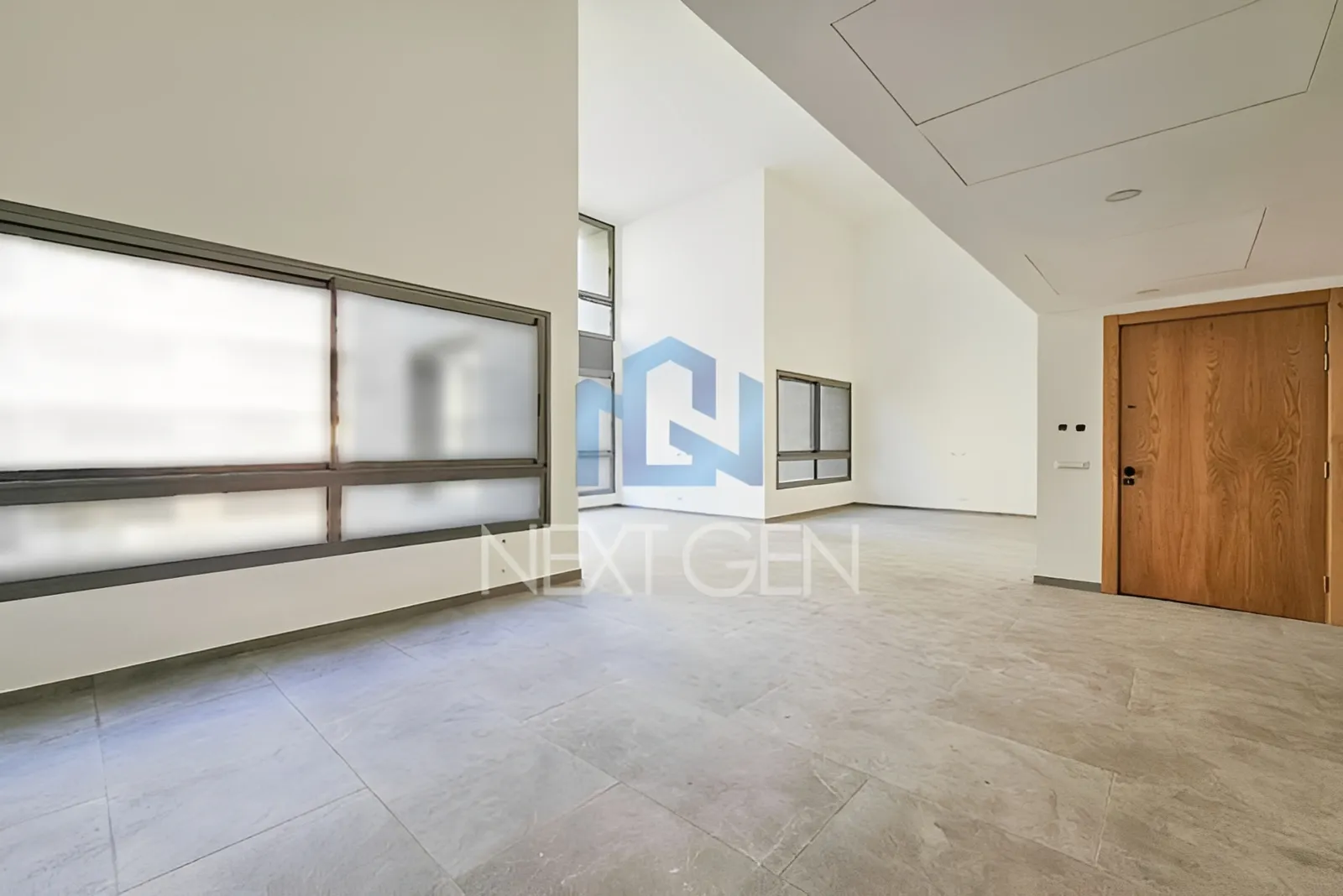 Duplex for Rent in Badaro, Beirut, Lebanon - 3 bed, 5 bath
