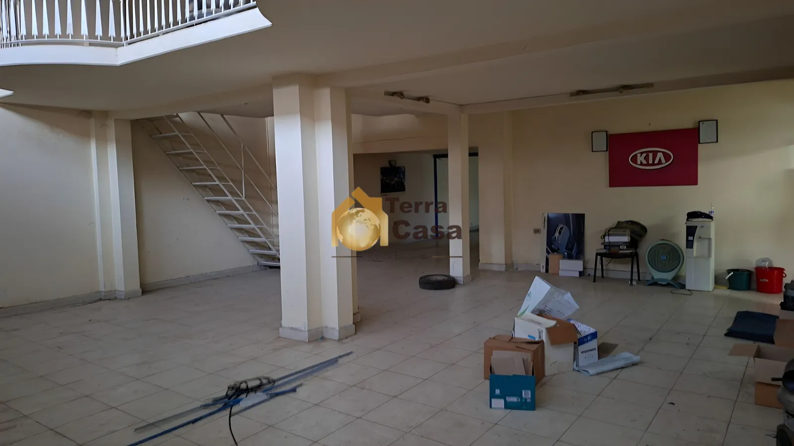 Shop for rent in Ksara