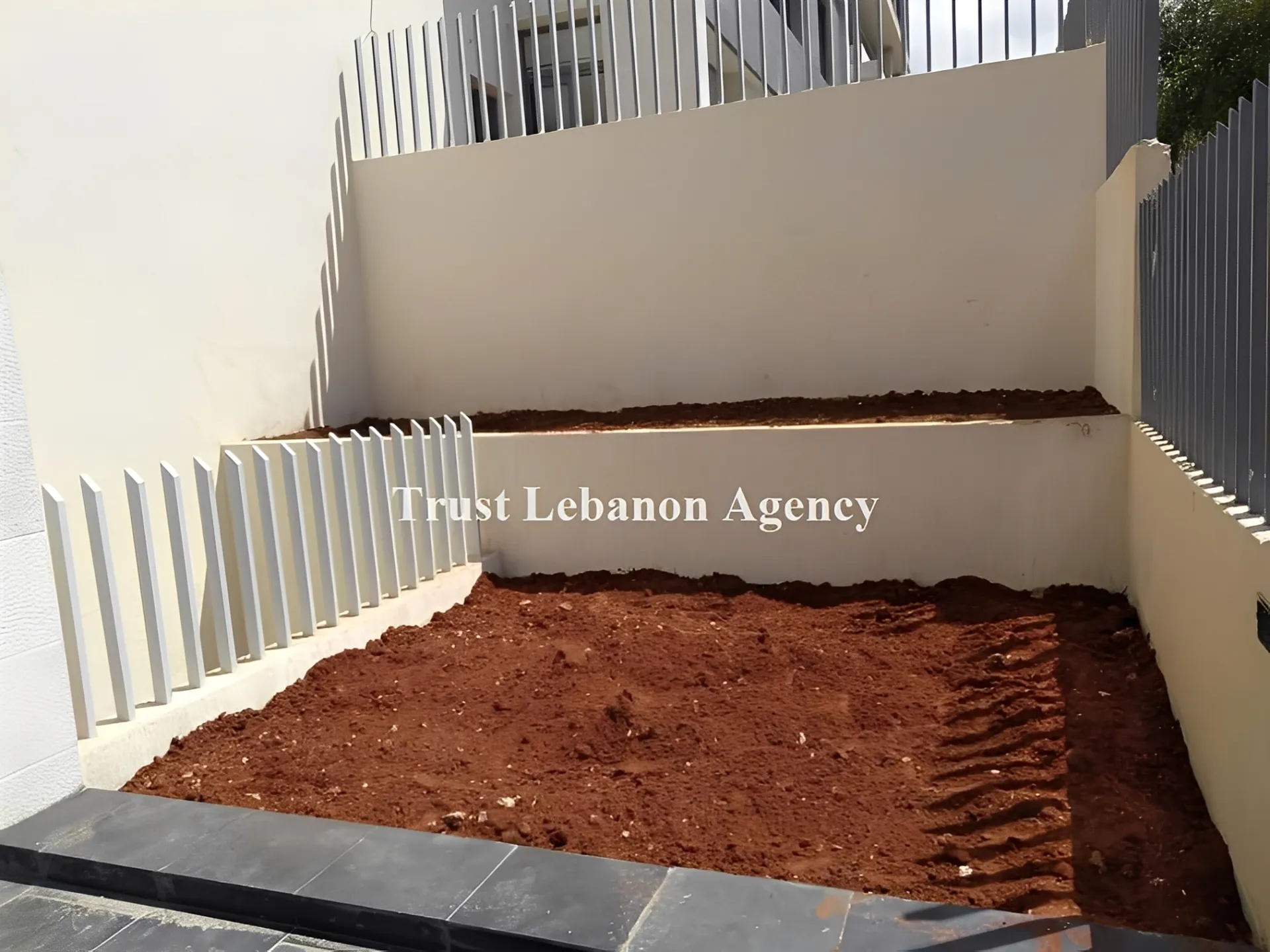Triplex for Sale in Baabda yarzeh