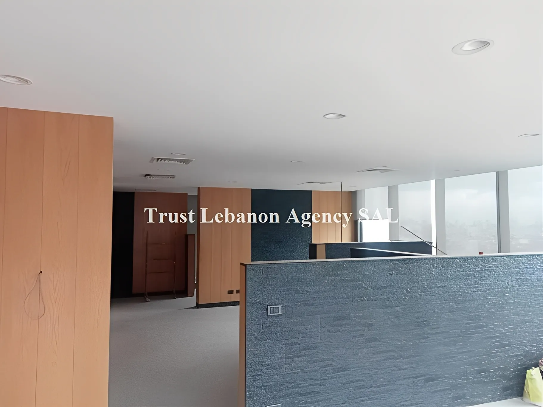 Office for rent in Metn, Sin El Fil