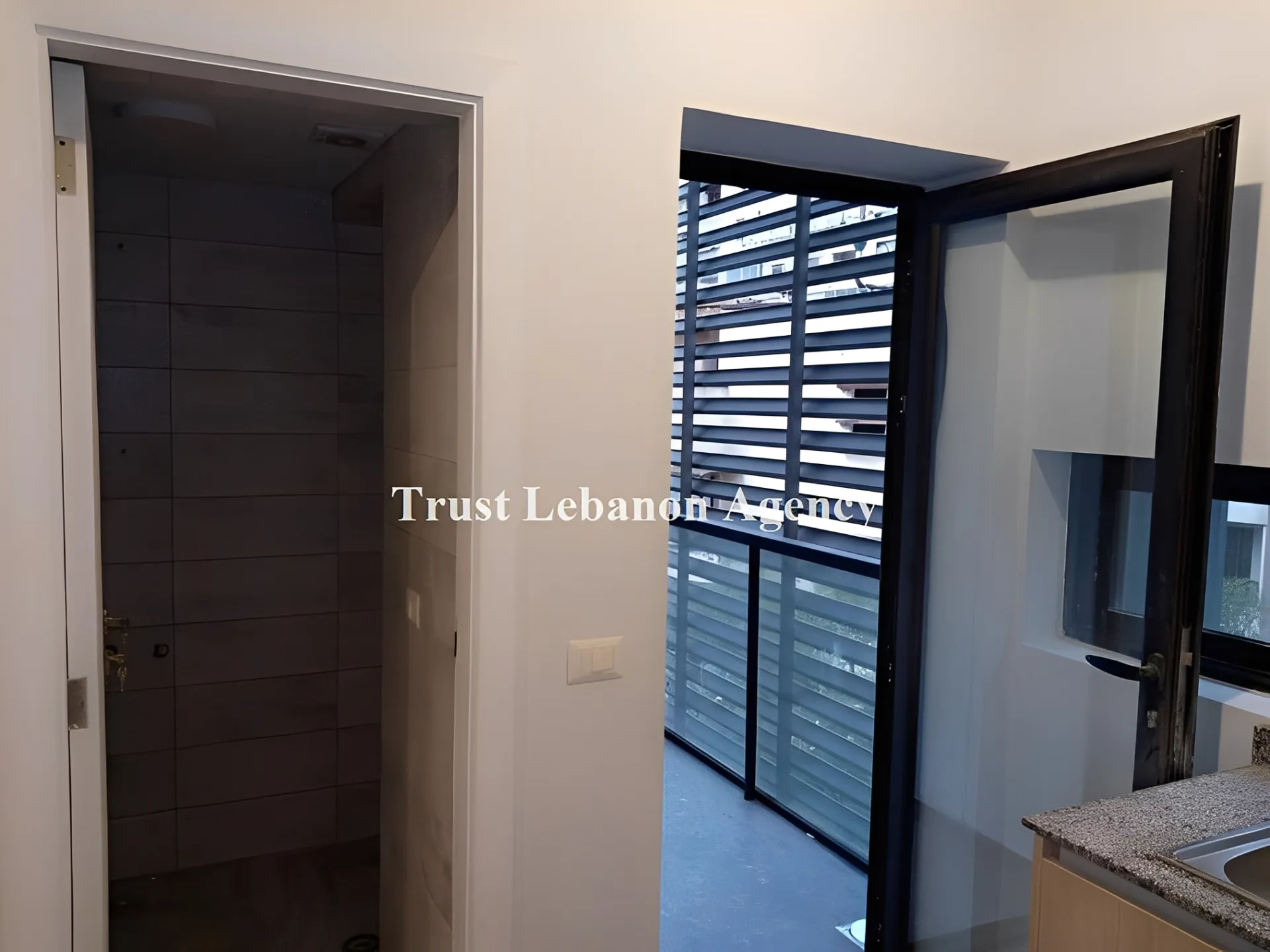 Apartment for Sale in Kaskas Beirut - 3 bed, 4 bath