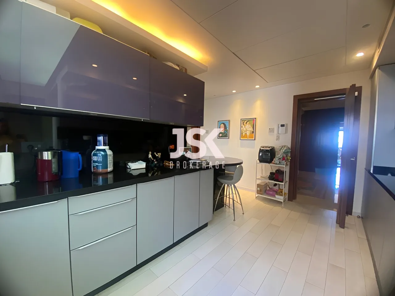 Apartment for Rent in Raoucheh