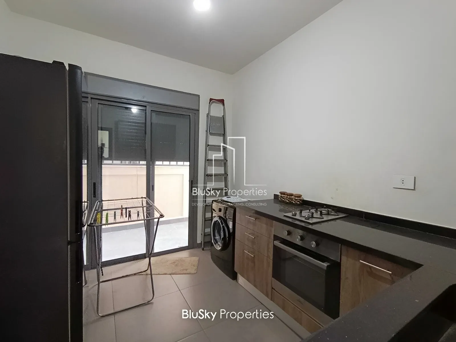 Apartment for Sale in Blat - 3 bed, 3 bath