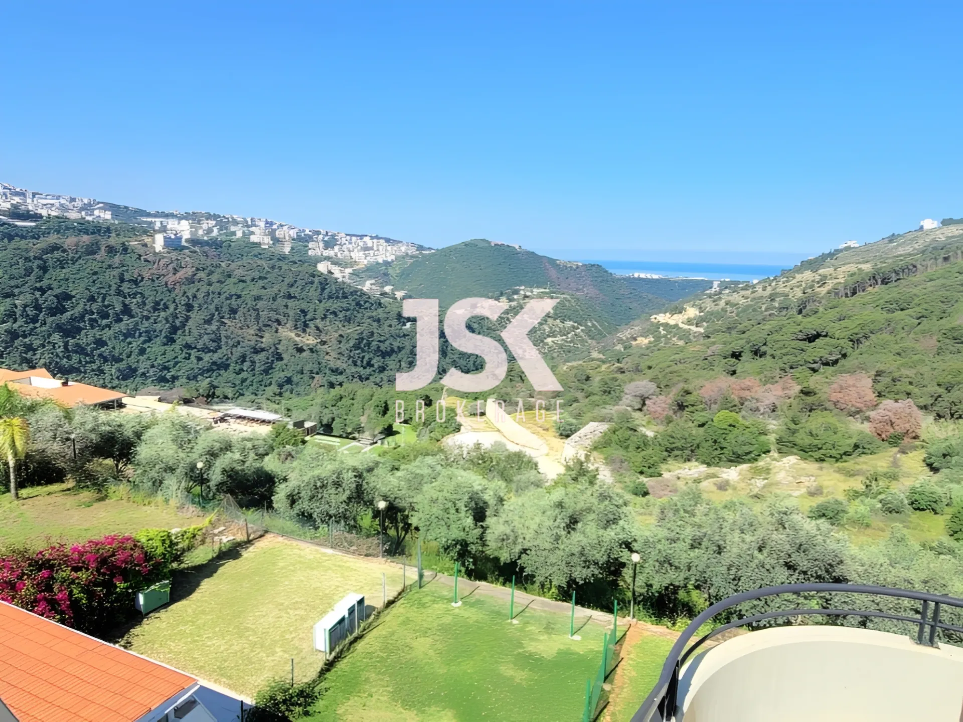 Chalet for sale in Jeita