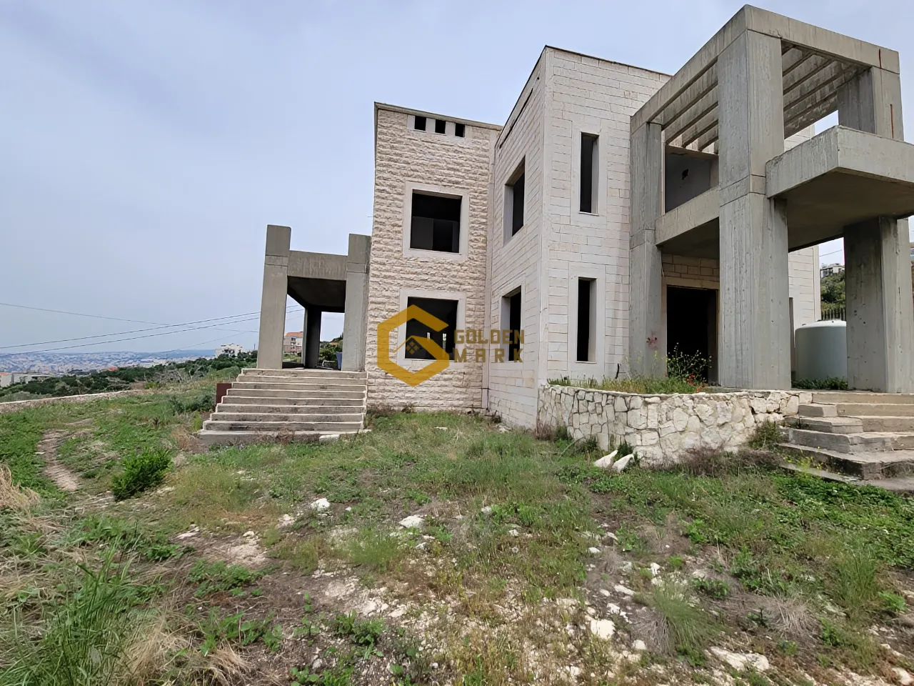 Villa for Sale in Halat - 3 bed, 5 bath