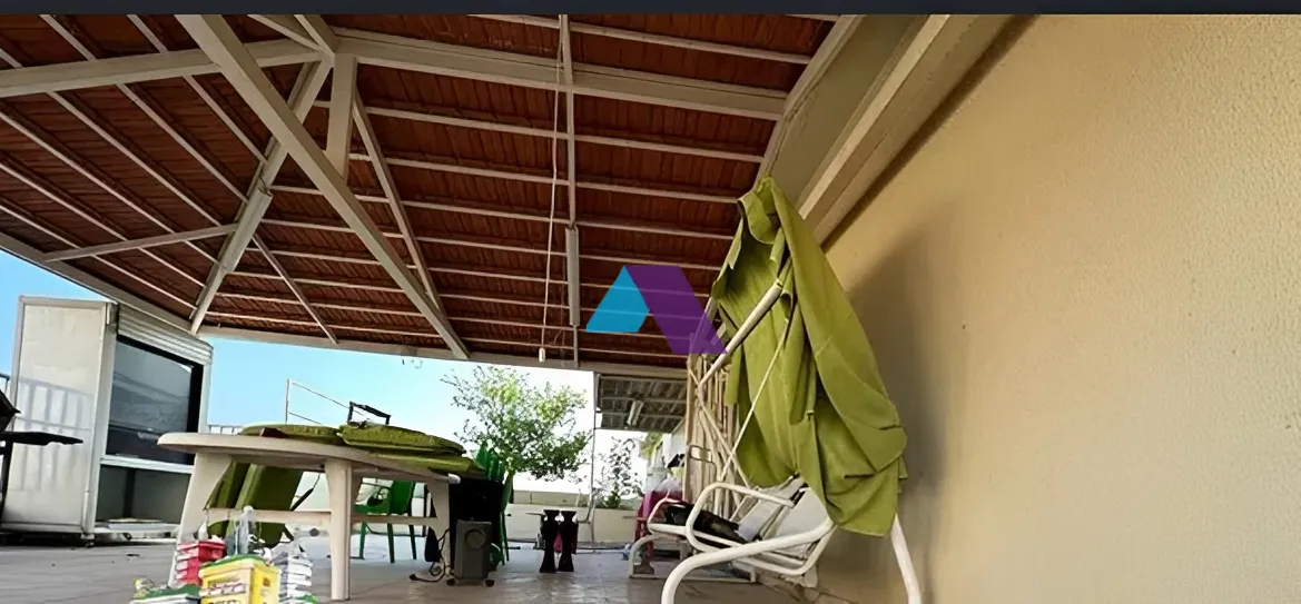 Apartment for Sale in Ballouneh