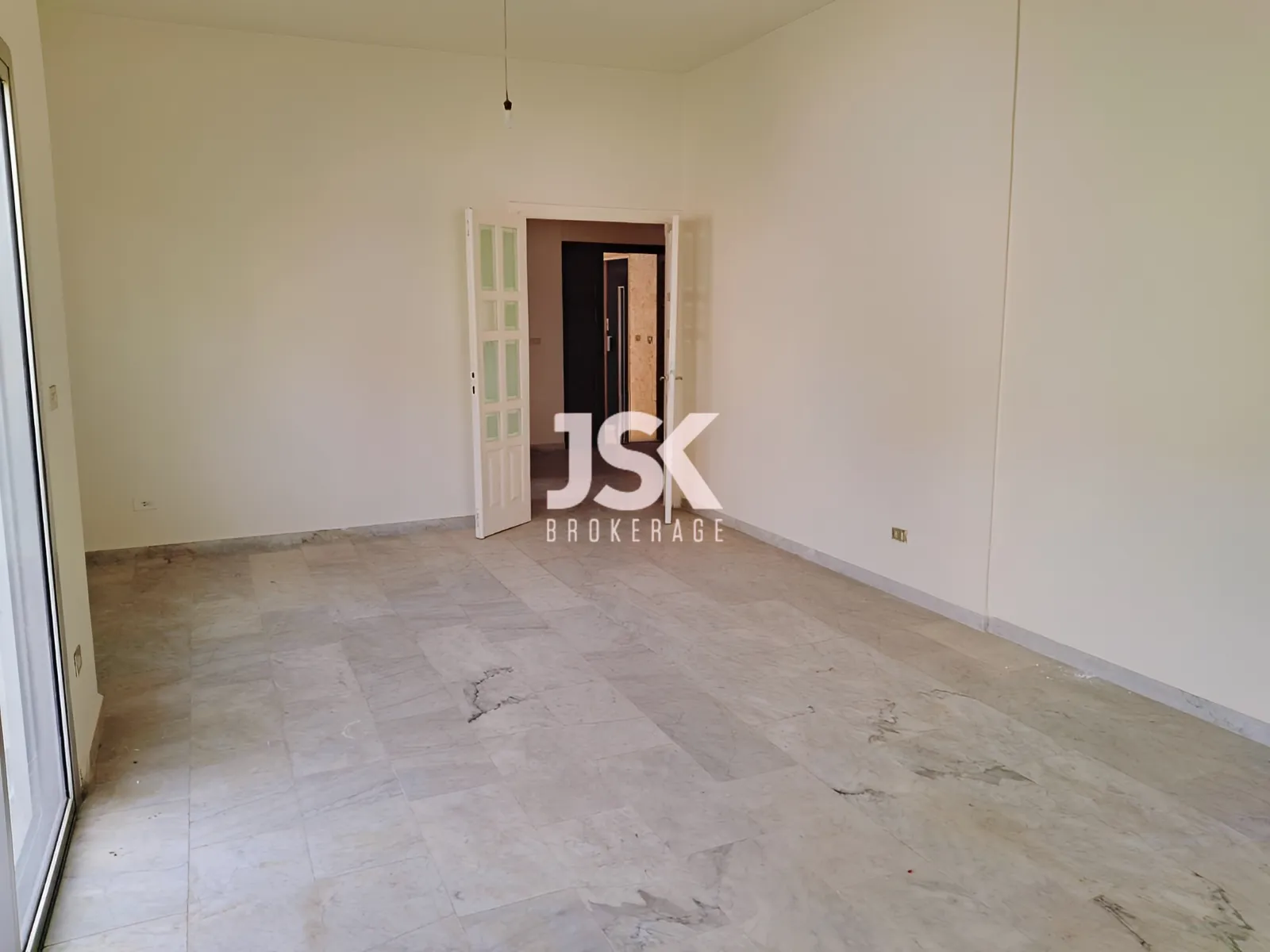 Apartment for Sale in Safra