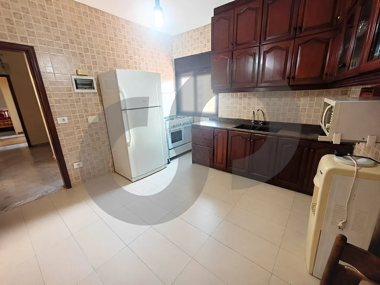 Apartment for Sale in Ain El Remmaneh - 3 bed, 2 bath