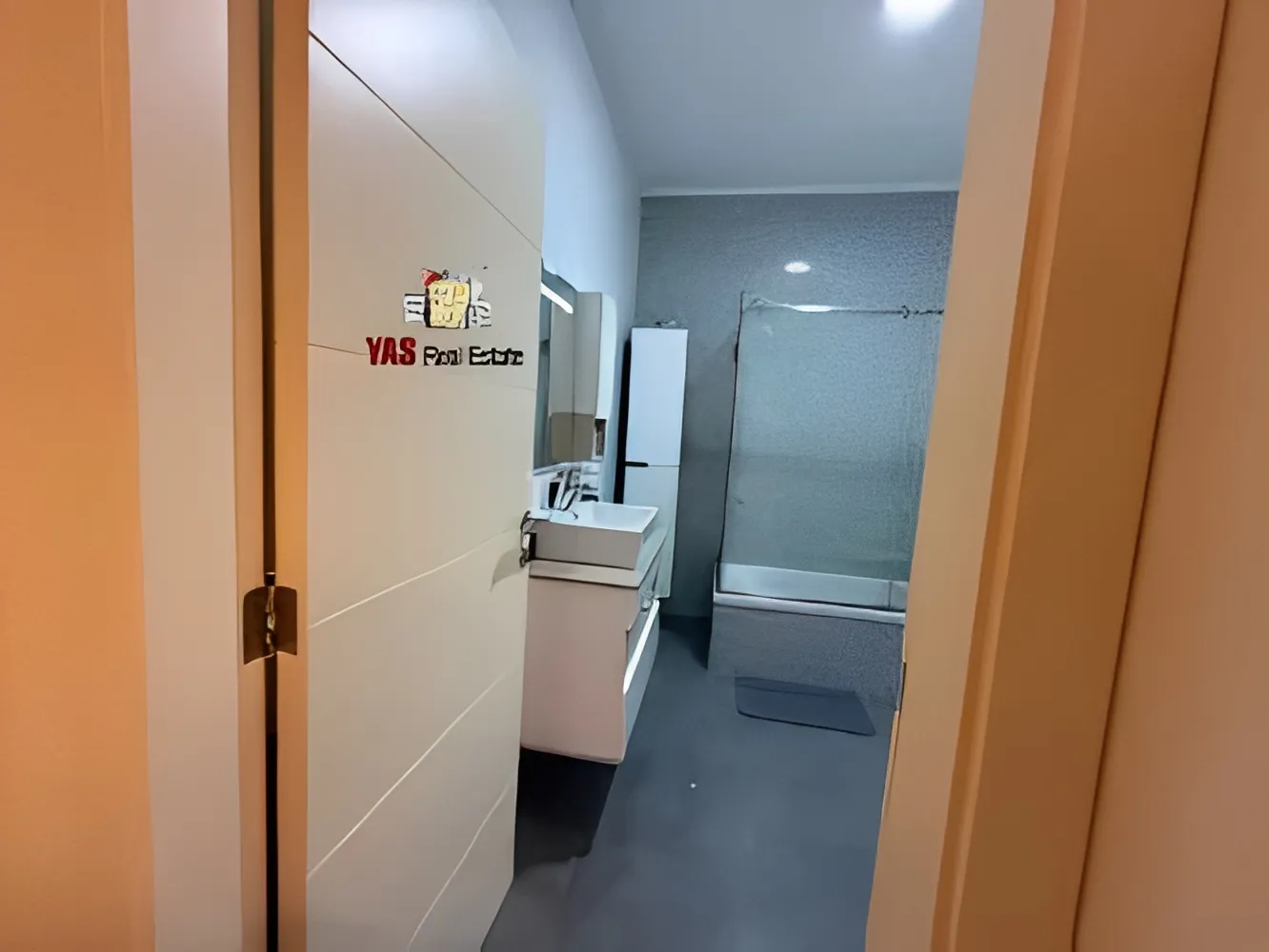 Apartment for Sale in Ballouneh