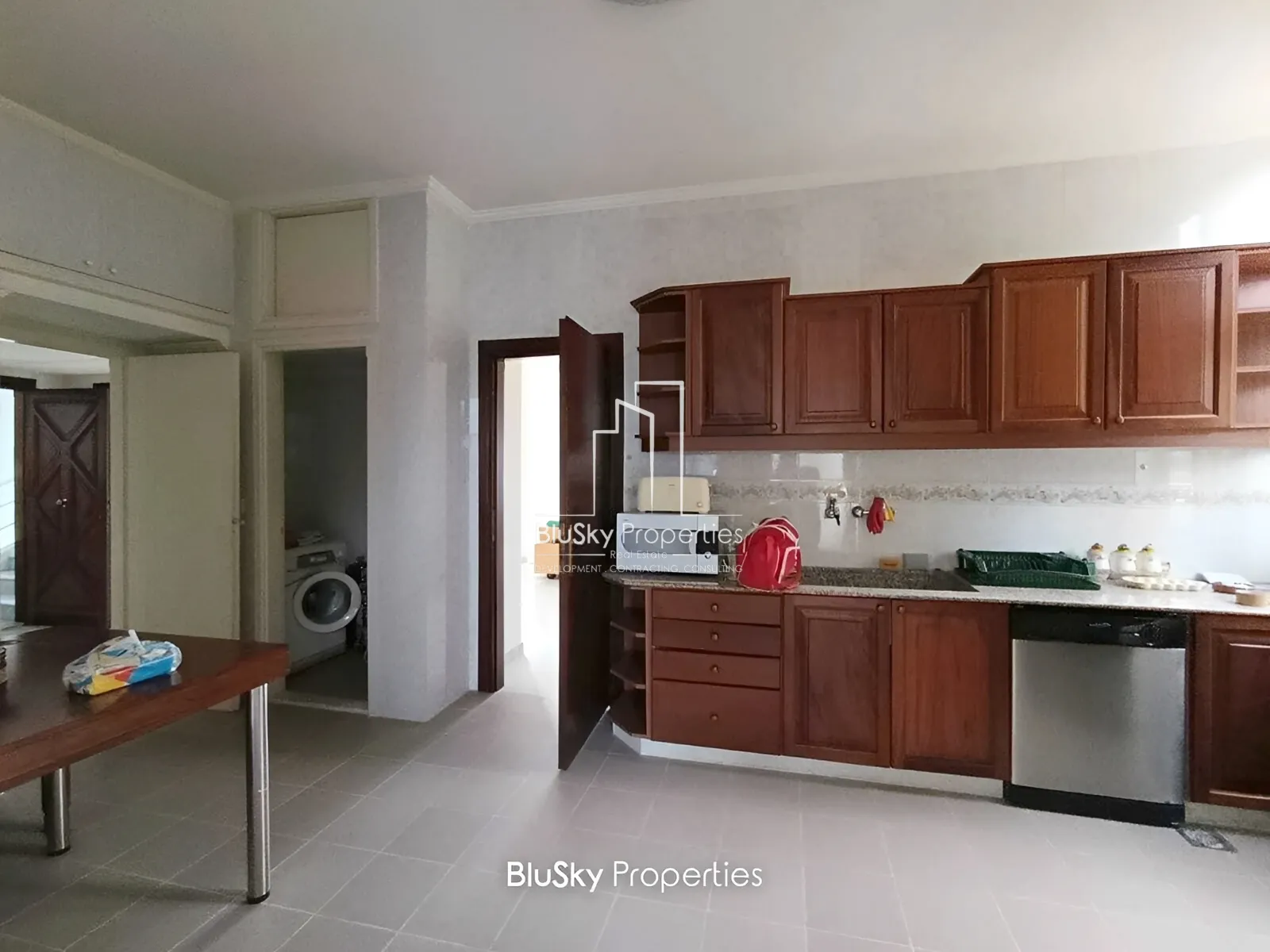 Apartment for Sale in Adma