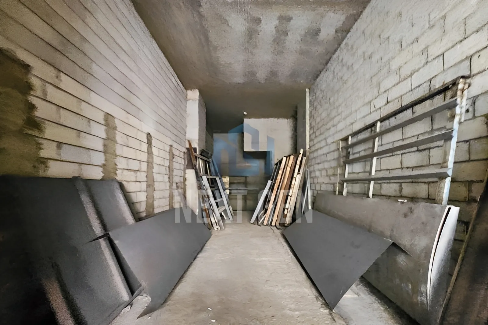 Shop for Sale in Downtown